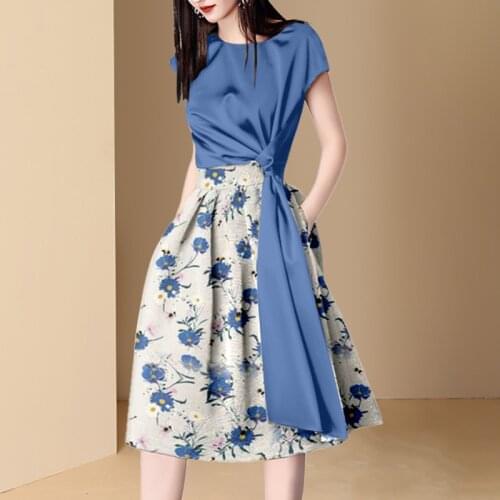 2021 New Women Fashion Clothes Set Short Sleeve Solid Color Lace-up Top High Waist Print Pocket Skirt Female Summer 2 Piece Suit