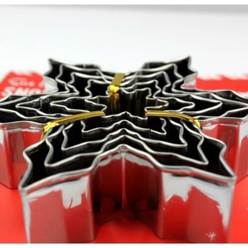 5Pcs New Christmas Snowflakes Shape Stainless Steel Mold Cookies Biscuit Mould Cake Pastry Tools Baking Kitchen Accessories
