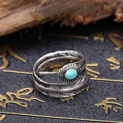 European and American Mens Alloy Rings Domineering Green Synthetic Stone Personality Trend Stainless Steel Rings Mens Gift