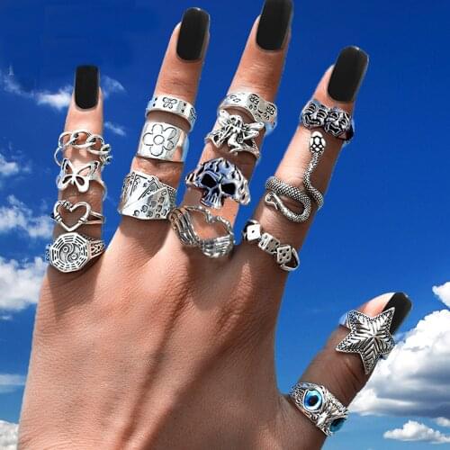 Vintage Gothic Skull Flower Heart Rings for Women Hip Hop Punk Silver Color Angel Frog Butterfly Finger Ring Jewelry