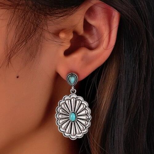 2021 Wholesale European and American New Retro Bohemian Oval Turquoise Earrings Exaggerated Personality Womens Jewelry