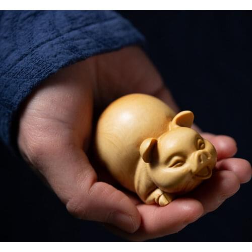 7CM Cute Pig Animal Small Figurines New Lucky Animal Wood Statue Zodiac Home Wall Decors Wood Carving Car Decorations