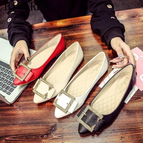 Pointed Toe Flats Rhinestone Glitter Shoes Leather Shoes Women Luxury Shoes Women Designers Fashion Sepatu Wanita Korea Ayakkabı