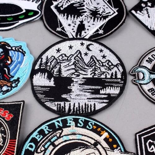 Rock Band Patches DIY Embroidery Metal Patches for Clothing Iron On Patch Hippie Van Gogh UFO Patch Name On Clothes Applique F
