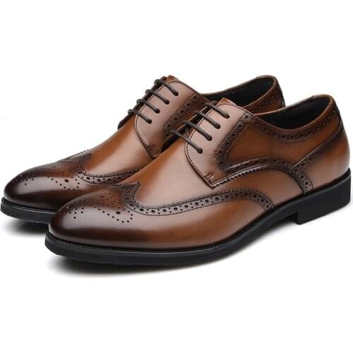Gentlemanly Pointy Mens Leather Shoes Interior Heightening Formal Dress Wedding Shoes Business English Carved New Leather Shoes