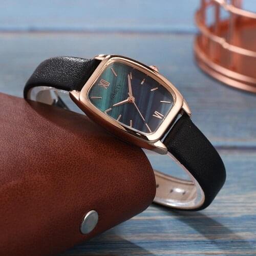 2019 Top Brand Womens Fashion Mini Design Wristwatches Exquisite Small Simple Women Dress Watches Retro Leather Female Clock