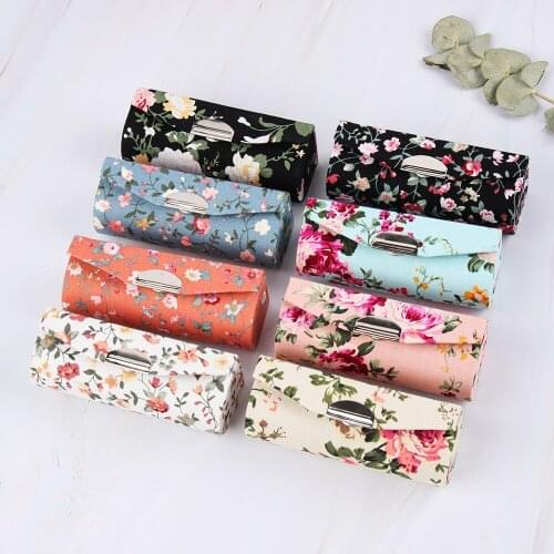 1Pc Lipstick Case Retro Embroidered Flower Designs With Mirror Packaging Lip Gloss Box Jewelry Storage Makeup Storage