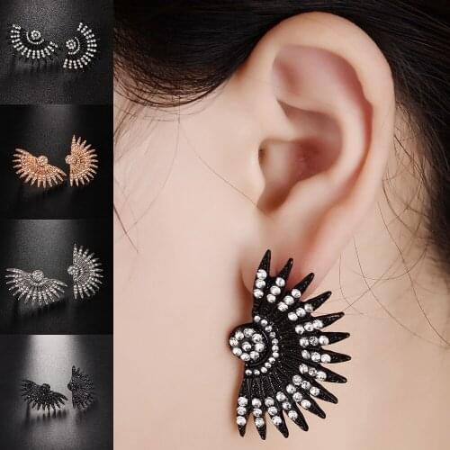 New Fashion Simple High Quality CZ Zircon Geometric Sculpture Sector Earrings For Women Girls Black Gold Stud Earring Jewelry