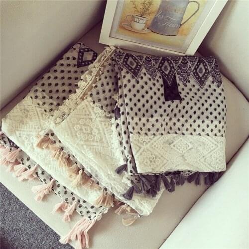 2016 Newest Women Floral Printed Lace Patchwork Square Scarf Tassel Square Scarf Shawls Wraps 3Colros 10pcs/lot