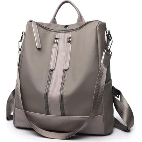 Q．GER Women's Black Backpacks