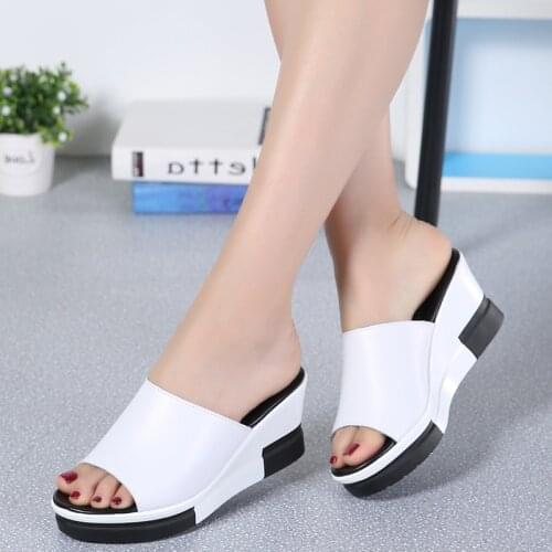 Womens Summer Fashion Flip Flops Leather high Heel Muffin Based Outdoor Slippers Casual non-slip slippers