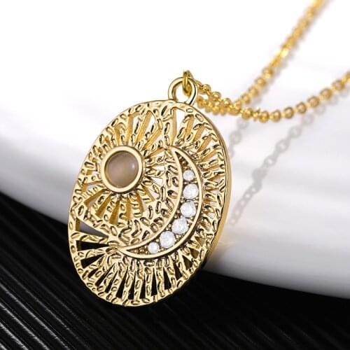 Minimal Disc Coin Necklace Stainless Steel Moon and Sun Face Pendants Necklaces For Women Fashion Jewellery Bijoux Femme