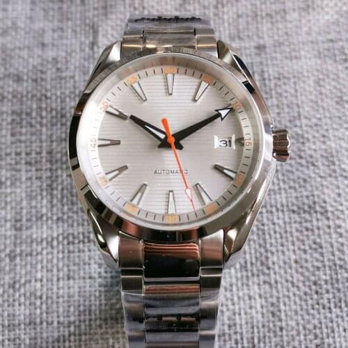 Automatic Men Watch Sapphire Glass 24 Jewels NH35A Steel Band Seeing Glass/Solid Back Date Display