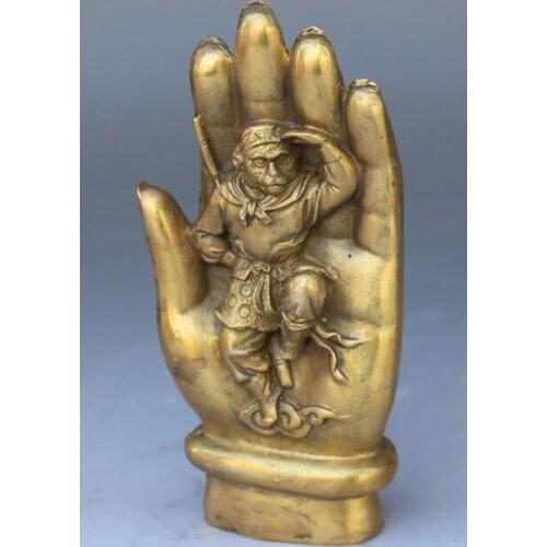 Chinese bronze sculpture sun wukong in the tathagata Buddhas hand decoration bronze factory outlets