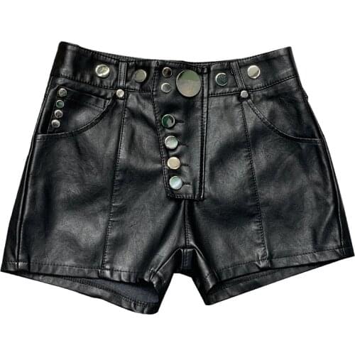 Women Black PU Leather High Waist rivets Wide Leg Faux Leather Shorts Winter Loose PU Shorts