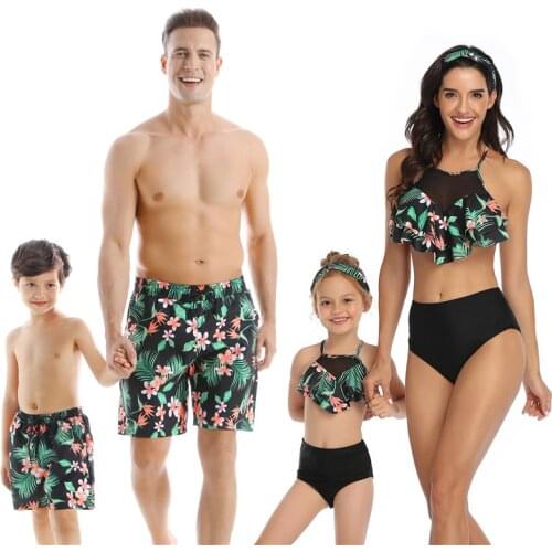 2020 Summer Family Swimsuit Mommy and Me Clothes Mom Father Son Mother and Daughter Bikini Beach Shorts Couple Matching Swimwear