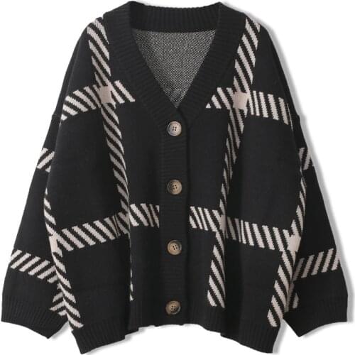 Winter Runway Luxury Designer Women Sweater Vintage Female Clothes Korean Loose Lazy Style V-Neck Knitted Cardigan Jumper Coats