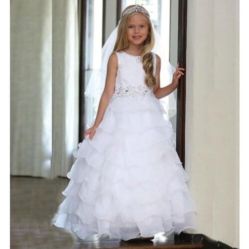 2021 Modern Latest White Tiered Skirt Flower Girls Dresses Sleeveless Jewel Neck Holy Communion Gowns Lace Top Beaded Bow Back