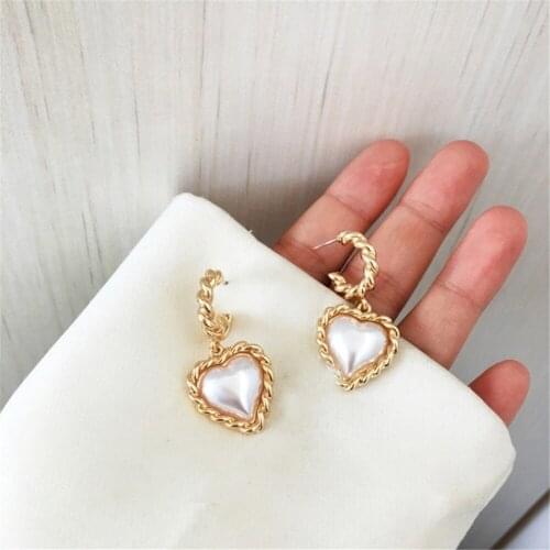 Pearl Earring Style Restoring Ancient Ways Women Contracted Temperament Metal C Word Earrings
