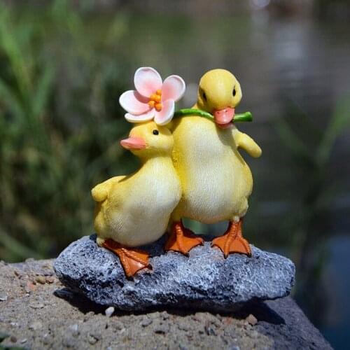 Duck ornaments Resin simulation animal statue Miniature landscape hydroponic pot garden pond landscaping decorative figurines