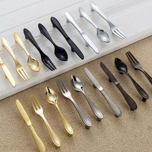 Unique Spoon fork knife Cabinet Pulls Wardrobe door Handles Kitchen Drawer Pulls furniture Hardware Handle 76 mm Multi-color