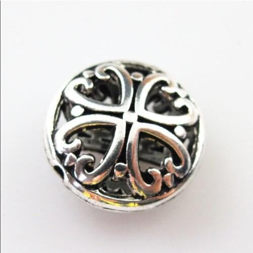 8Pcs Tibetan Silver Round Flower Heart Flat Spacer Beads Charms 16mm