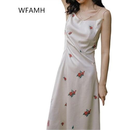 2021 new summer fashion womens apricot color A-shaped original oil pastel rose print high waist V-neck suspender dress Lanon