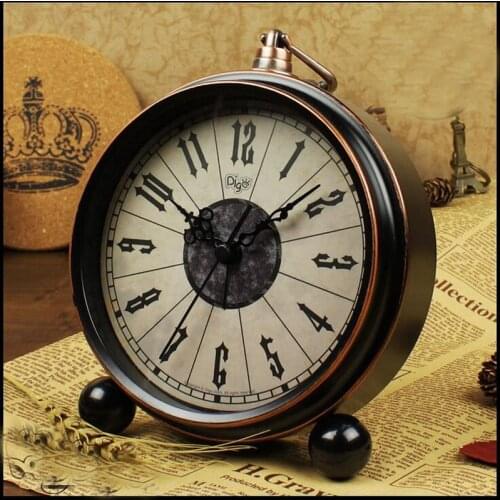 Vintage Retro Alarm Clock Desktop for Kids Bedroom Silence No Ticking 2016 New Arrival