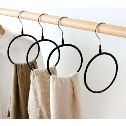 1 Pc Scarf Hangers Metal Ring Organizers Neck Tie And Belt Receive A Case Link Display Racks Non-slip Clothes Hangin Home Cocina