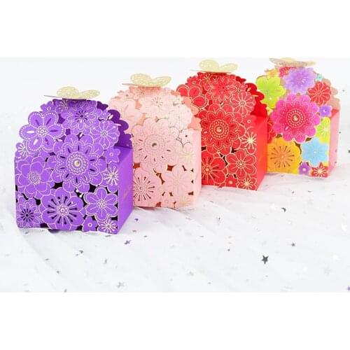 10Pcs Candy Box Laser Cut Hollow Carriage Favor Gifts Flower Butterfly Buckle Gift Boxes Bag Baby Shower Wedding Party Supplies