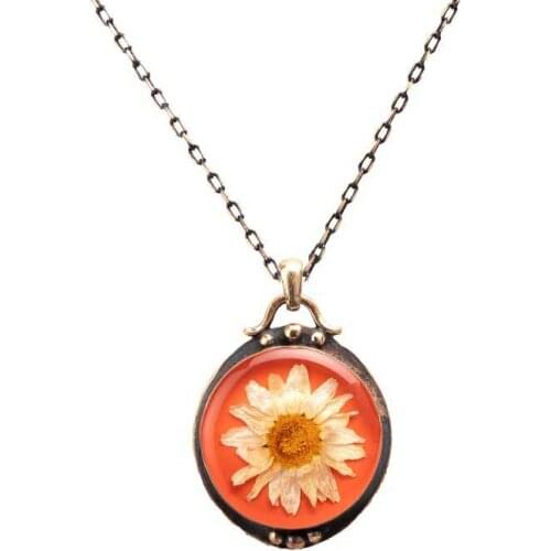 Flower Daisy Hand Job Authentic Resin Necklace Cevşen (1771-2)