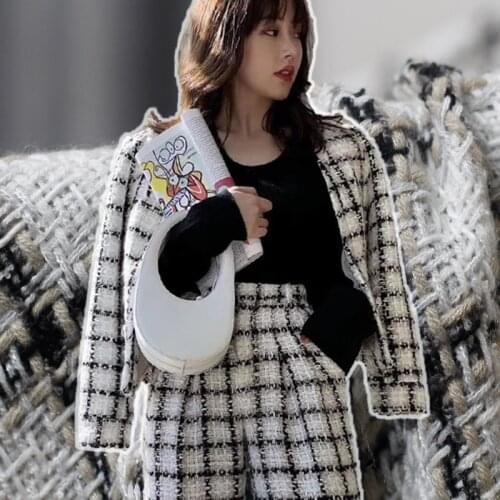 White waxberry France White Black Line Plaid Tweed Fabrics Garment Material Autumn Women Jacket Coat Sewing Cloth Freeshipping