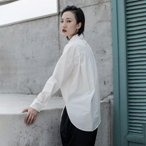 White Split Ladies Fortune Temperament Lapel Long Sleeve Loose Fit Shirt Fashion Trend 2020 Spring Office Clothing