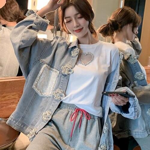 Vintage Autumn 2021 European Goods New Diamond-studded Beaded Disc Buckle Loose Denim Jacket Women Korean Jeans Jacket Female