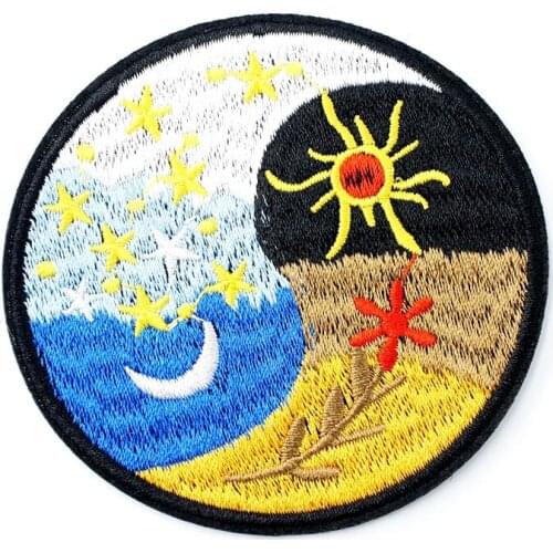 Sun Moon Size:7.9x7.9cm Cloth Iron On Patch Badge Embroidered Badges Abstract Kids Patches For Clothes Stickers 0046