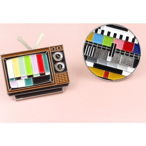 Retro Classic Antenna TV Metal Enamel Brooch No Signal Color Snowflake Badge Pin Creative Trendy Clothing Backpack Jewelry Gift