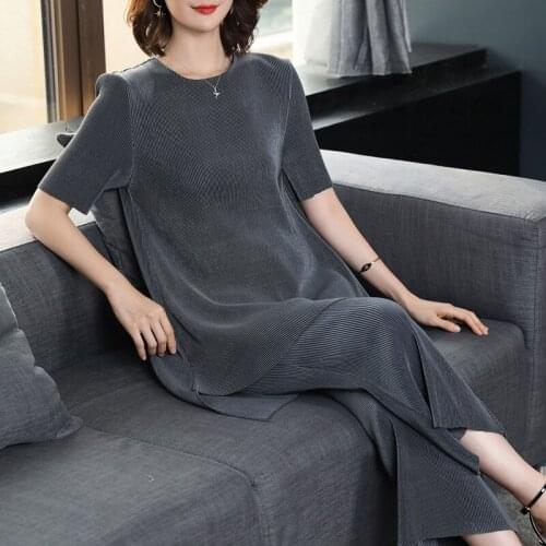 Summer Wear New Female Fashion Temperament High Waist Wide Leg Pants Leisure Suit Miyake Pleated Suits