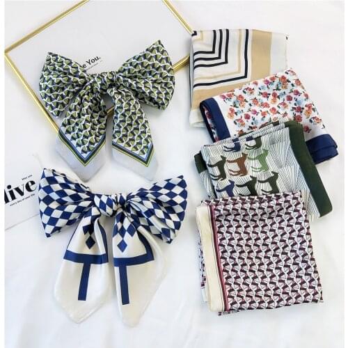 2021 Autumn Silk Scarf Hijab Women Geometry Pattern Shawls Ladies Gift High Quality Neckerchief Foulard Bandana Luxury Brand