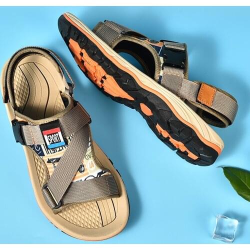 New high-end mens beach sandals, cool and breathable casual shoes in summer, fashionable soft and comfortable outdoor sandals