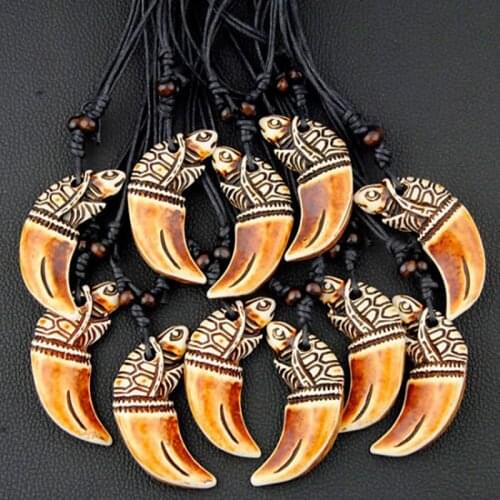 Wholesale 12pcs/LOT Cool men womens Resin Carved Sea turtles toothe pendants necklaces gifts MN624