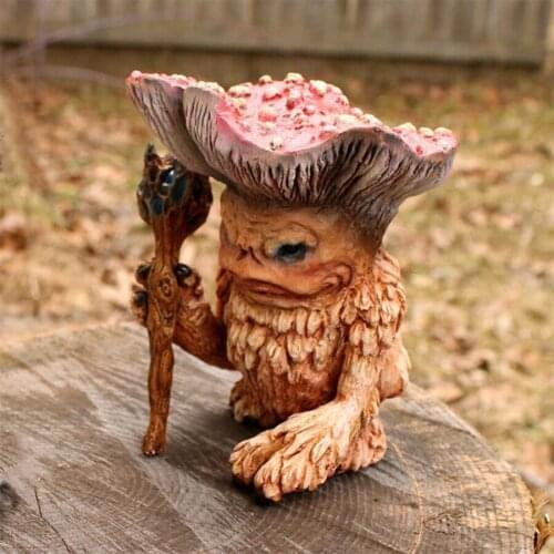 Garden Decoration Resin Fairy Mushroom Monster Elf Shaman Wizard Troll Resin Crafts Garden Decoration Outdoor Decoration