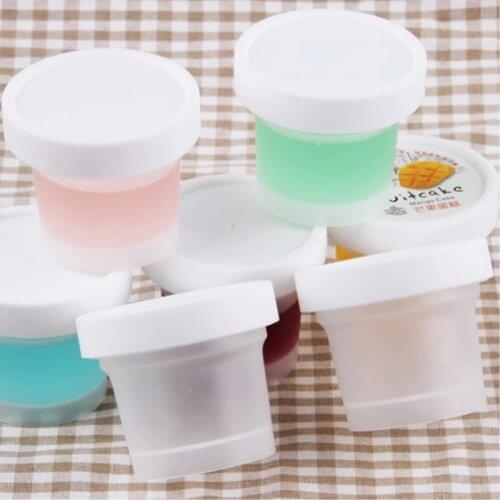 High quality frosted transparent disposable ice cream cup china net red pudding jelly dessert decor plastic cup with white lid