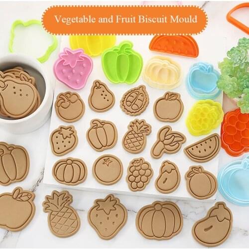 3D Biscuit Mold Cartoon Fruit Vegetable Plastic DIY Biscuit Mold Household Biscuit Press Machinery Baking Appliance