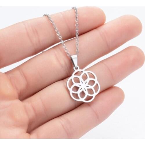 Simple Bohemian Origami Lotus Flower Necklaces for Women Geometric Jewelry Collar Flower Statement Necklace Collier femme