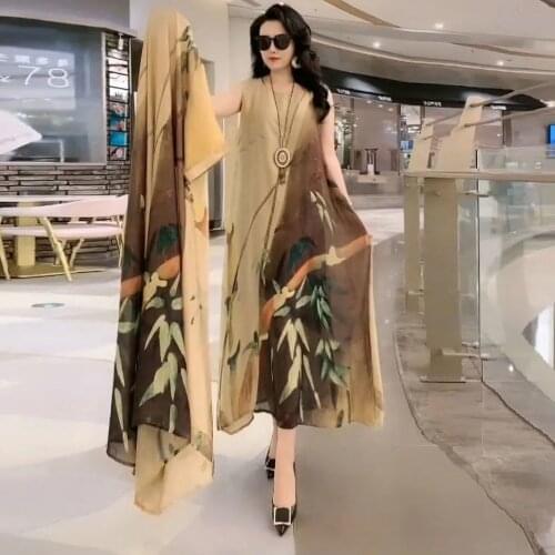 Large size silk printed dress female two-piece suit 2021 spring and summer new slim temperament mother dress suit skirt