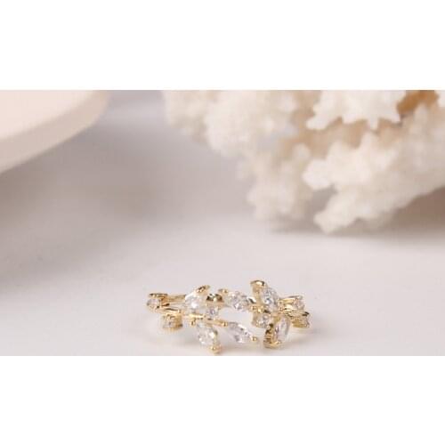 Korean hot selling fashion jewelry exquisite copper inlaid zircon leaf ring simple womens opening can be adjustable ring