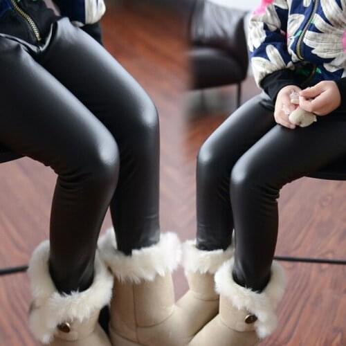 2016 Winter new hair thickening children imitation leather pants Leggings warm trousers cuhk pants of the girls Baby pants