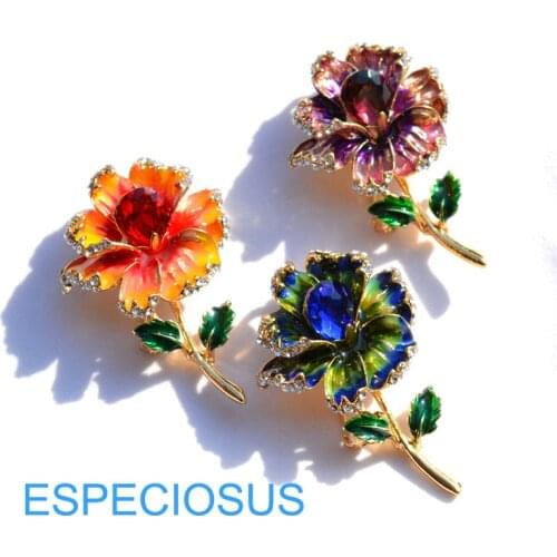 Fashion Jewelry Gold Color Painted Metal Brooch Women Ornaments Purple Color Flower Rhinestone Breast pin Accessories Garments