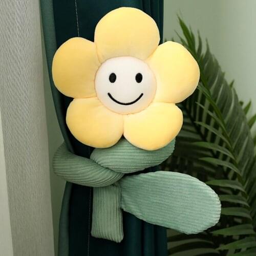 Soft Multi-Functional Flower Curtain Buckle Plush Toys Home Decoration Items Storage is Not Easy to Deform