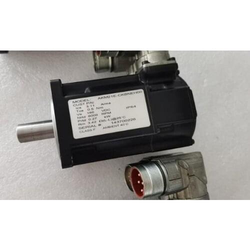 AKM21E-CKBNEH00 servo motor, used in good condition . 80% appearance new , good working , free shipping
